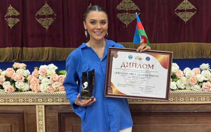 Oksana Qazaxıstanda mükafat aldı – Fotolar