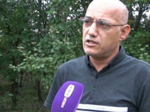Şagird və xadiməni döyən direktor müavini DANIŞDI: “Mənə badalaq atdı” – VİDEO