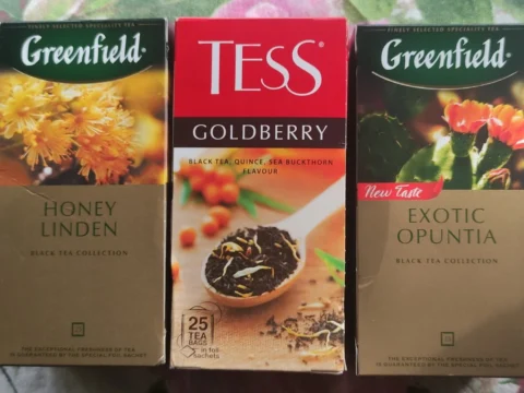 “Greenfield” və “Tess” çaylarında təhlükəli kimyəvi maddələr: Zəhərli məhsullar Rusiya bazarlarından yığışdırılır
