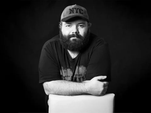 Baş redaktor vəfat etdi