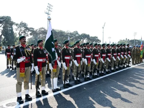 Pakistan hərbçiləri Bakıda ilk dəfə paradda keçid edib