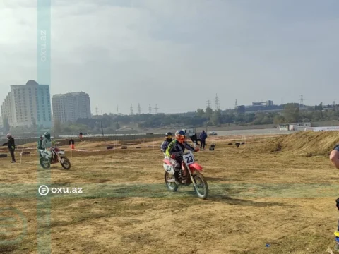 Bakıda Zəfər Gününə həsr olunan motokross çempionatı keçirilir