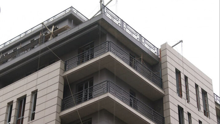 Bakıda bu insanlar küçələrdə qalıblar: 9 il əvvəl evlərini söküblər ki… – VİDEO