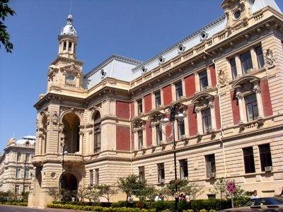 Bakıda icra hakimiyyətlərində bəzi şöbələr ləğv edildi