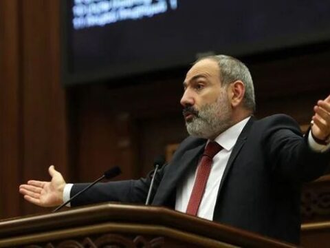 İrəvanın Moskvaya qarşı ikiüzlülüyü: Rusiyanın əyalətində qiyama hazırlıq