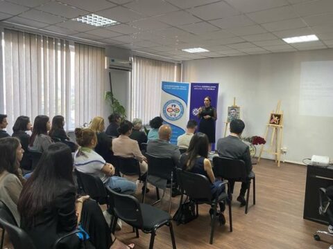 Xaricdə yaşayan azərbaycanlı gənclər tərəfindən Anım Günü ilə bağlı silsilə tədbirlər keçirilib