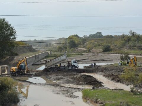 Xaçmazda Qudyalçay üzərindən yeni alternativ yol çəkilir