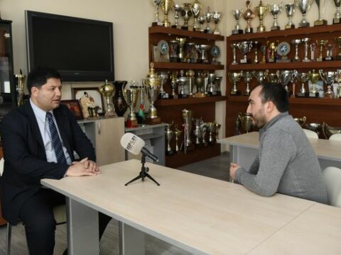 AGF-nin baş katibi: “Beş güləşçimizin DÇ-nin finalına çıxması fenomenal nəticədir”