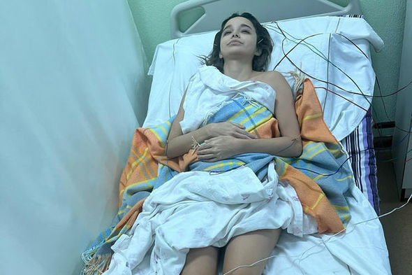 Xəstəlikdən əziyyət çəkən model: “Ümid edirəm ki, heç olmasa, infeksiya çıxsın”