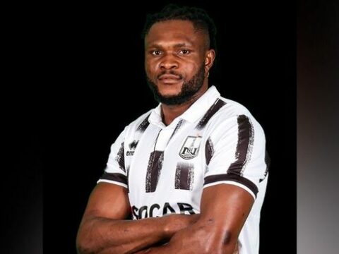 “Neftçi” hücumçusu ilə yollarını ayırdı