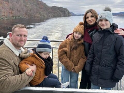 Azərbaycanlı qızla ingilis oğlanın xoşbəxt ailəsi