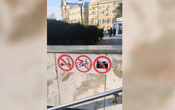 Vətəndaşlar etiraz etdilər, nişanlar söküldü