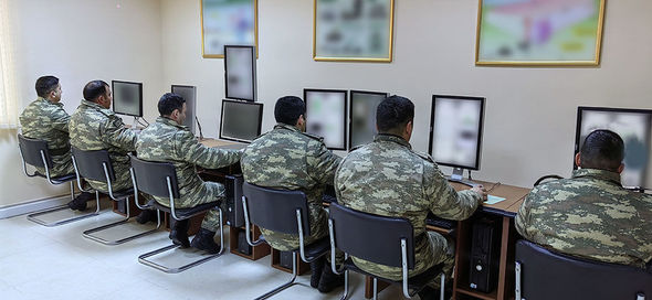 Azərbaycan Ordusunda S-300 raketləri döyüşə hazır vəziyyətə gətirildi Azərbaycan Ordusunda S-300 raketləri döyüşə hazır vəziyyətə gətirildi