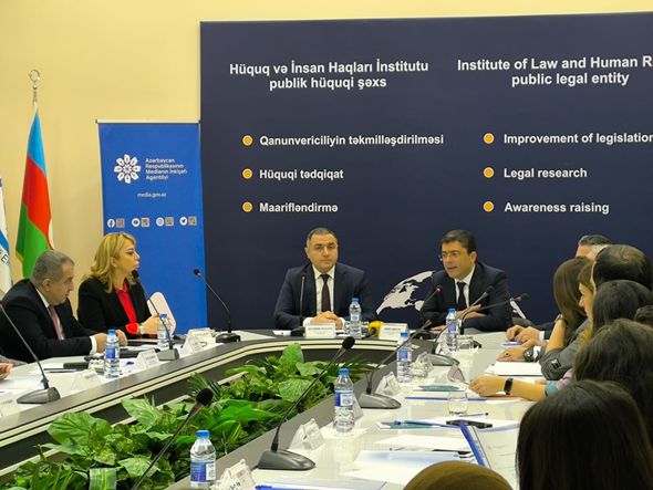 “Media və insan hüquqları” mövzusunda təlim keçirilib “Media və insan hüquqları” mövzusunda təlim keçirilib
