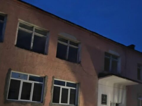 Xankəndidə məktəbdə silah-sursat tapıldı – FOTO