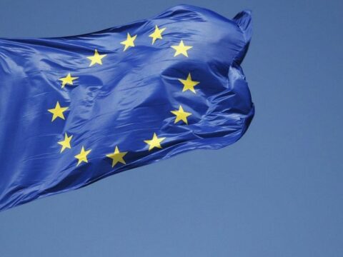 Aİ Serbiya və Kosovonun qarşılıqlı ittihamlarından narahatdır