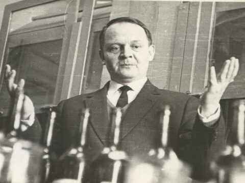 “Bizə siyasətçi yox, kimyaçı lazımdır” – Stalinin kürəkəninə iradı…  