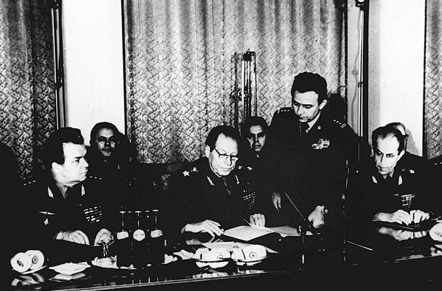 Amerika kəşfiyyatına 40 min səhifəlik məxfi informasiya ötürən agent – “Qırmızıların qənimi” Amerika kəşfiyyatına 40 min səhifəlik məxfi informasiya ötürən agent – “Qırmızıların qənimi”